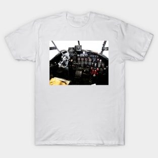 RAF World War 2 AVRO Lancaster cockpit T-Shirt